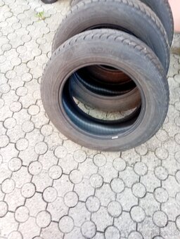 Predám pneumatiky 225/60r17 - 3