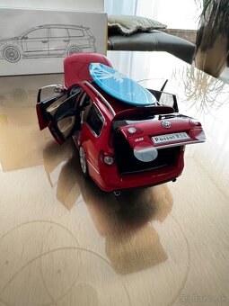 Vw passat R36 1:18 - 3