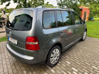Volkswagen Touran 2.0 TDi - 3