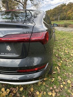 2023 Audi etron 55 sportback quattro (DPH) - 3
