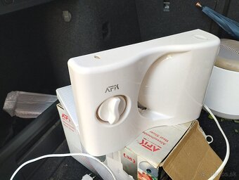 Elektricky krajac - 3