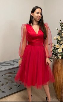 Červené spoločenské šaty - 3