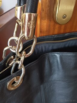 Tommy Hilfiger čierna kabelka - 3