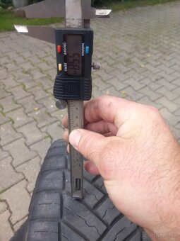 Pneumatiky celoročné - Michelin 215/65/R15C - 3