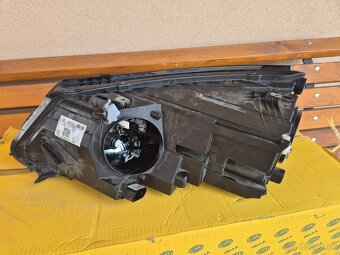 Xenonovy svetlomet - 3