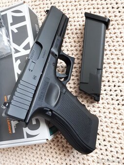 GLOCK 17 Gen4 Umarex REZERVÁCIA - 3