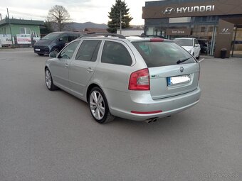 Skoda Octavia Combi RS 2.0 TDI DSG F1 - 3