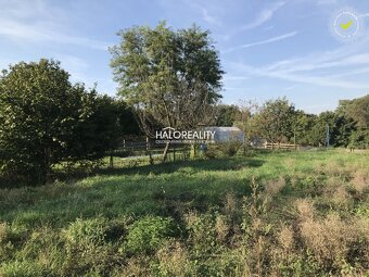 HALO reality - Predaj, pozemok pre rodinný dom 660 m2 Budm - 3