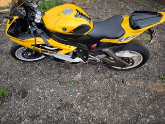 Yamaha YZF-R6 - 3