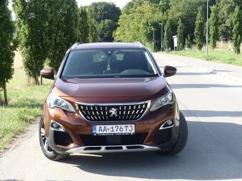 Predám Peugeot 3008 1.2 PureTech Allure - 3