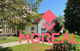 Budova blízko centra Topoľčany / PREDAJ - 3