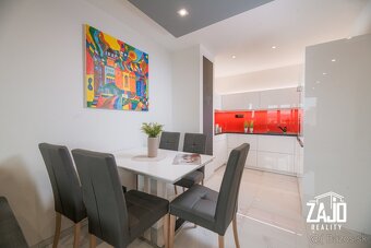 Moderný 3-izbový byt s dvomi loggiami a parkovaním v garáži - 3