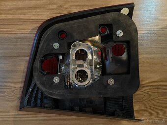 Octavia 2 combi ľavé zadné svetlá - 3