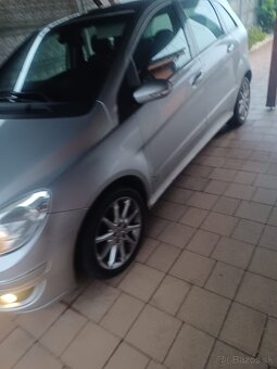 Mercedes-benz B200 - 3