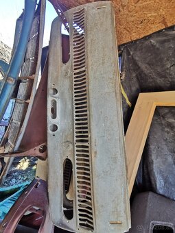 Plechy ŠKODA 100 - 3