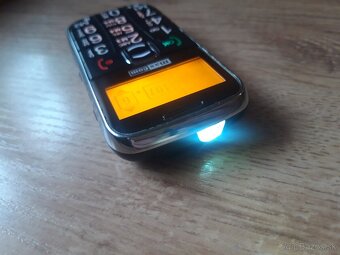 Seniorský telefón - 3