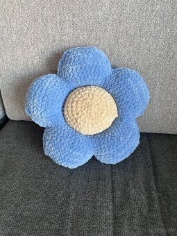 Hackovane vankusiky kvetinka - 3