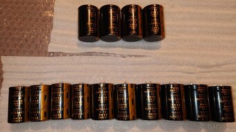 Predám japonské audio kondenzátory ELNA - 3