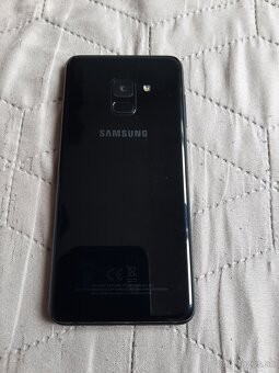 Mobil Samsung Galaxy A8 - 3