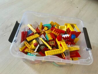 Lego + figúrky - 3
