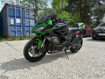 Kawasaki Ninja 1000 SX - 3