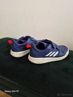 Botasky adidas - 3