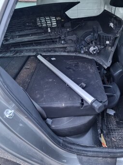 Hyundai i30 rozpredam - 3