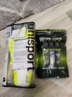 Uhlsport Pure alliance Absolutgrip HN (9) + sada glove care - 3