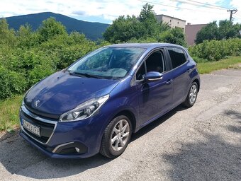 Peugeot 208 - 3