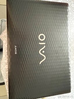 Sony Vaio - 3