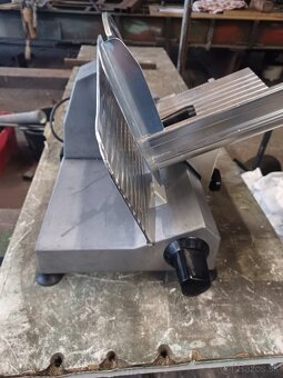 Profesionalny elektricky krajac obchodny - 3