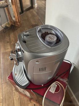 Predám automaticky kávovar Saeco Giro - 3