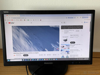 Monitor Lenovo 22" - 3