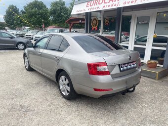 Škoda Octavia 1.6 TDI Ambition - 3