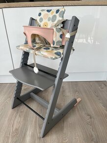 NOVÁ Stokke Tripp Trapp stolička + komplet príslušenstvo - 3