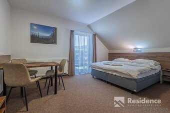 Na predaj jednospálňový apartmán v Bešeňovej v komplexe BANF - 3