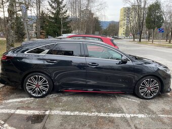 KIA Pro_cee’d Hatchback 150kw Manuál - 3