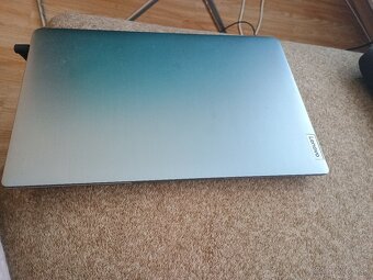 Lenovo IdeaPad3 AMD Ryzen3 5300u 12GB RAM - 3