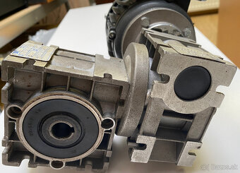 Elektro motor s dvoma prevodovkami SITI Riduttori Italy 60W - 3