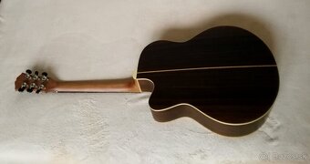 Predam celomasivnu gitaru Dowina Chardonnay+kufor. - 3