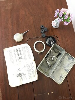 Predám ŠIJACÍ STROJ MINERVA - 3