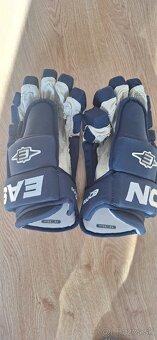 Hokejová výstroj - 3