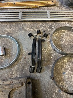 Skoda 110 R - nahradne diely - 3
