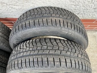 215/65 R17 Hankook zimné pneu. 4ks - 3