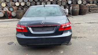 278.Mercedes-Benz E Class 2.2cdi 651924 - 3