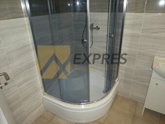 RK EXPRES - predaj 3 izbový tehlový byt v Handlovej, ul.29.a - 3