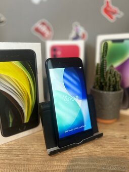 iPhone SE 2020 – 64GB - 3