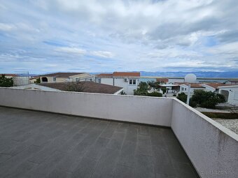 Chorvátsko, apartmánový dom so 6 apartmánmi, 1320 metrov od - 3