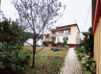 Priestranný dom blízko centra mesta Košice - 3