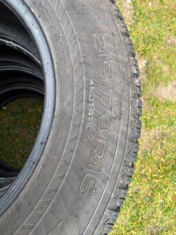 Predám pleumatiky zimné 21570 r16 - 3